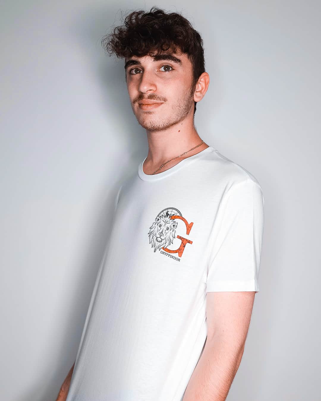T-Shirt Gryffondor (Noir ou Blanc) – Harry Potter